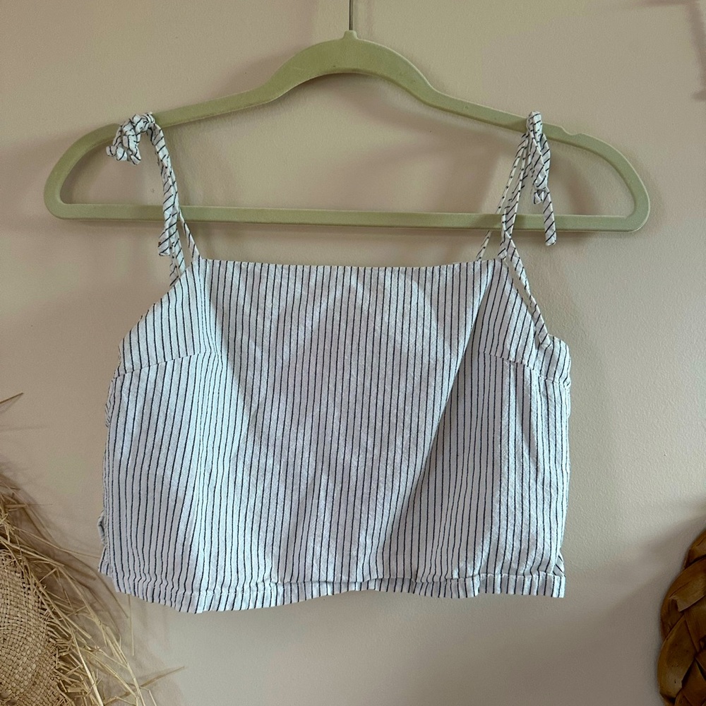 Brandy Melville White and Black Tie Front Crop Top